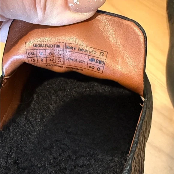 Vionic Textured Black Women’s Slip-On Loafers NWIB size 10 - Picture 2 of 6